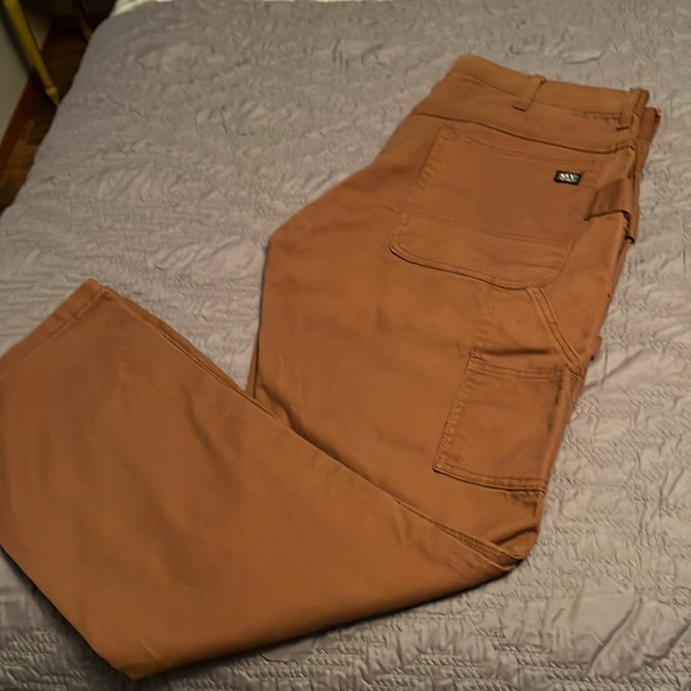 SOLD ✔️ Mens brand new work/cargo pants.